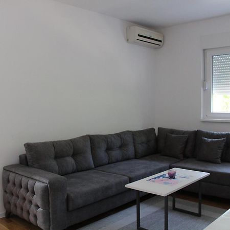 Vip Apartment Високо Экстерьер фото